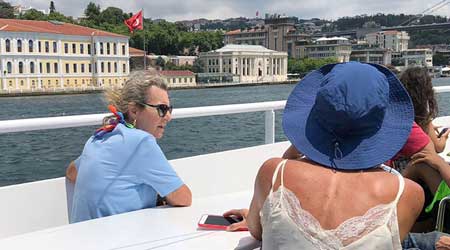 Dolmabahce Palace with Bus and Boat Tour