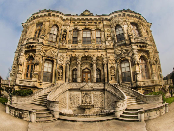 Istanbul Kucuksu Palace